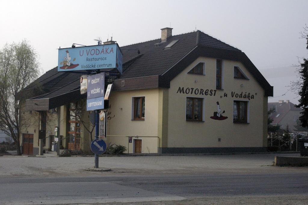 Konukevi Motorest U Vodaka